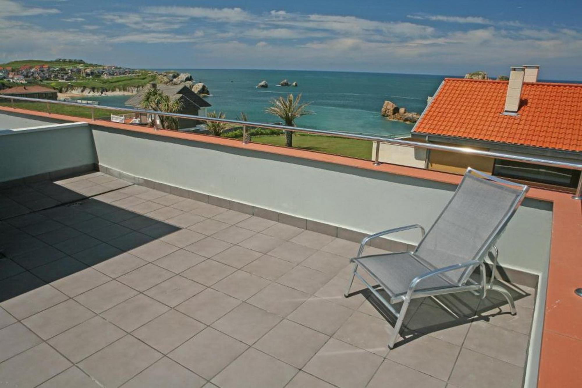 Apartamentos Playa De Portio Лиенкрес Екстериор снимка